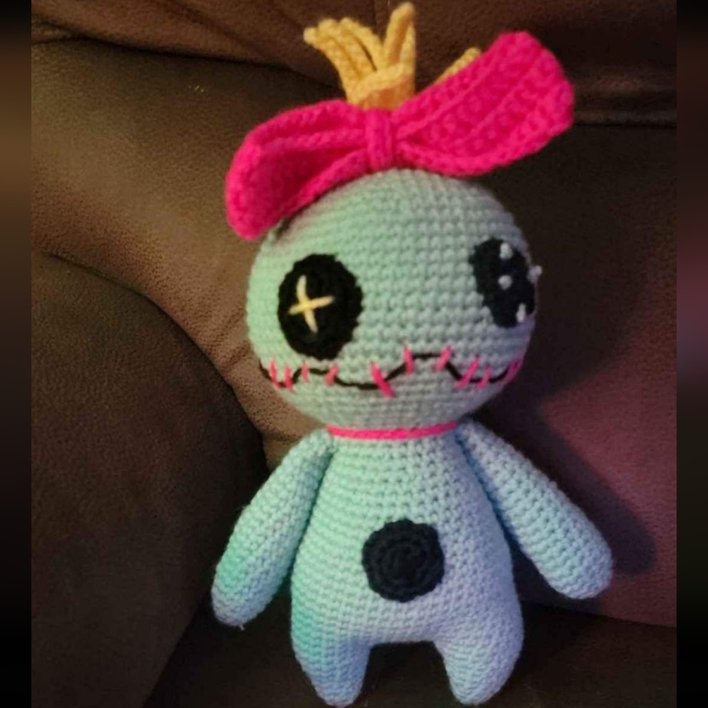 Crocheted scrump